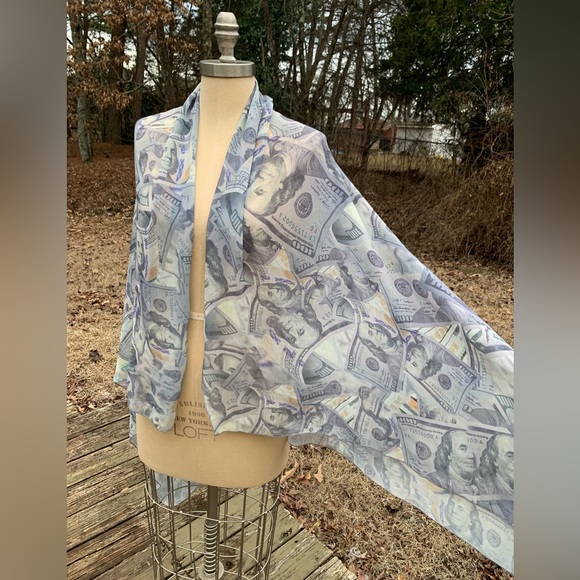 Large Money Print Scarf - Picture 16 of 16